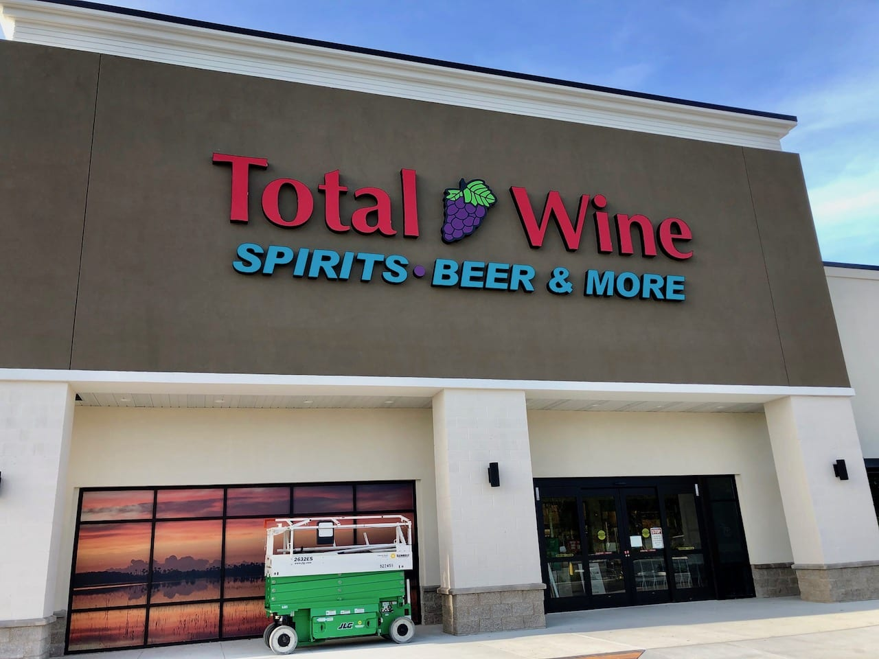 Total Wine & More Review: Is This The Best Place to Buy Alcohol Online?